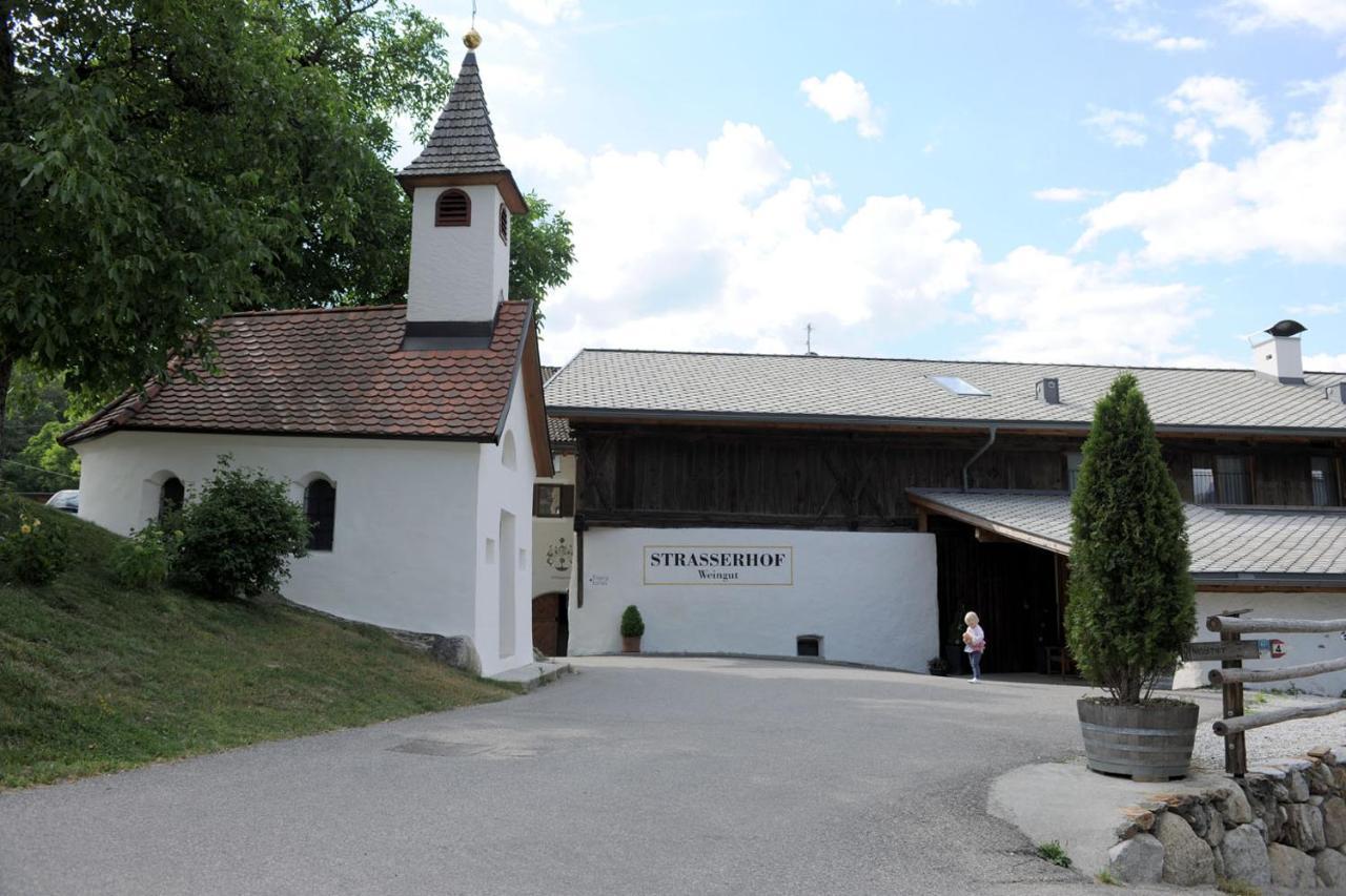 Strasserhof Tenuta-Weingut Vahrn المظهر الخارجي الصورة