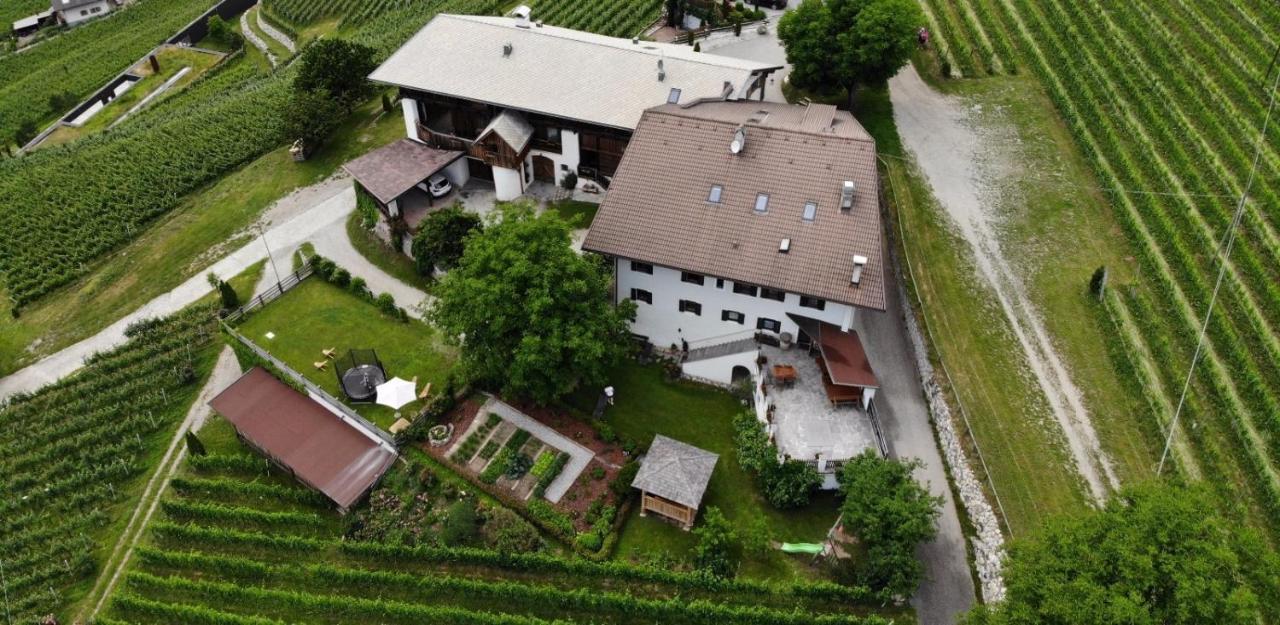 Strasserhof Tenuta-Weingut Vahrn المظهر الخارجي الصورة