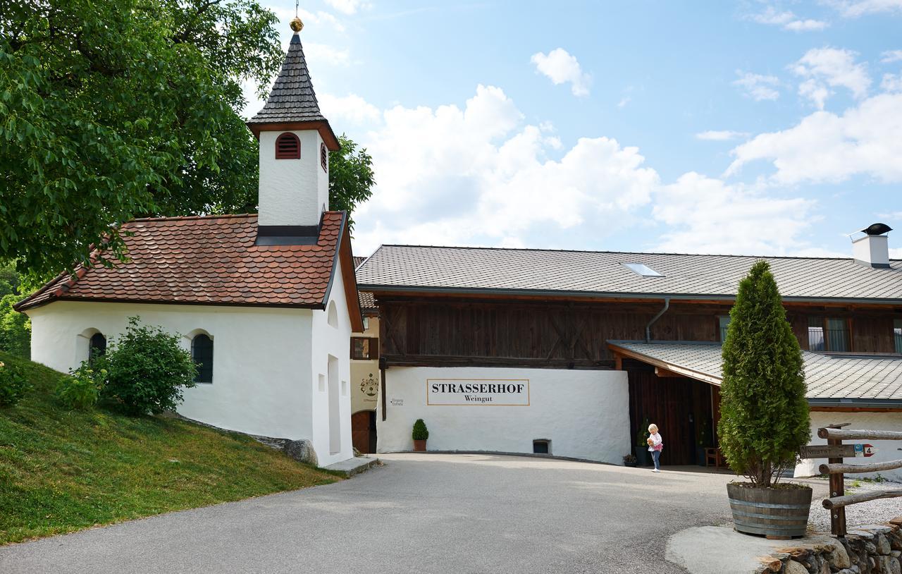 Strasserhof Tenuta-Weingut Vahrn المظهر الخارجي الصورة